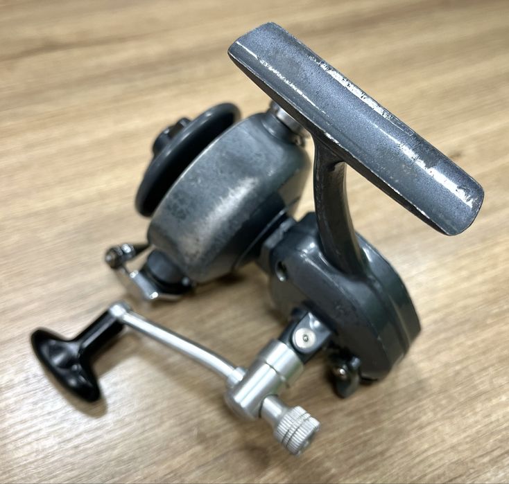 Stary kołowrotek wędkarski NORIS Shakespeare 2010 na ślimaku