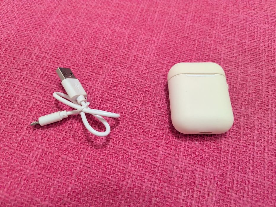 Auriculares/fones sem fios brancos TWS