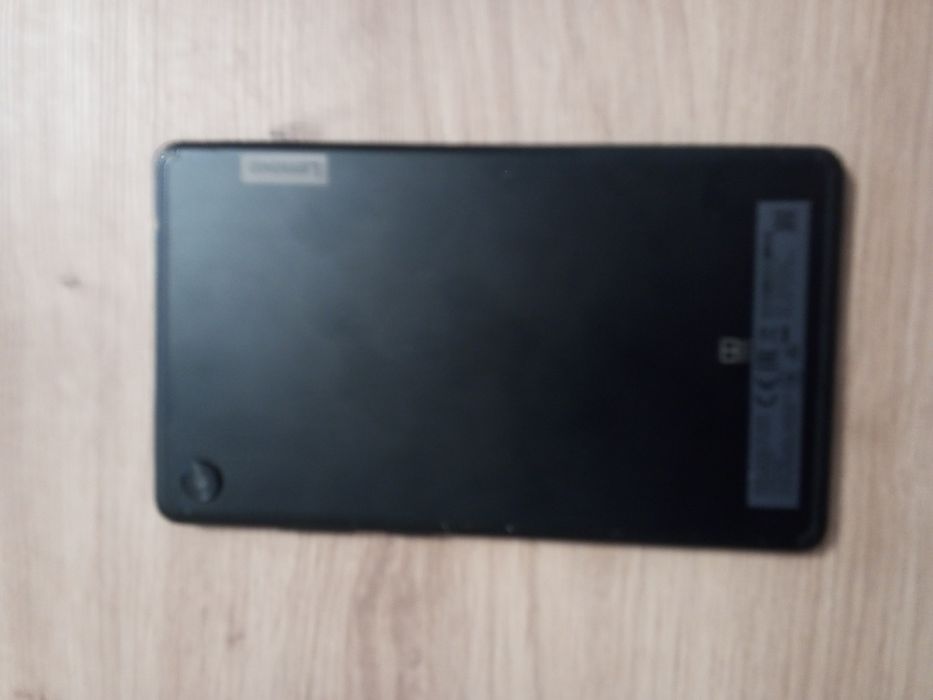 Tablet Lenovo TB-7305F