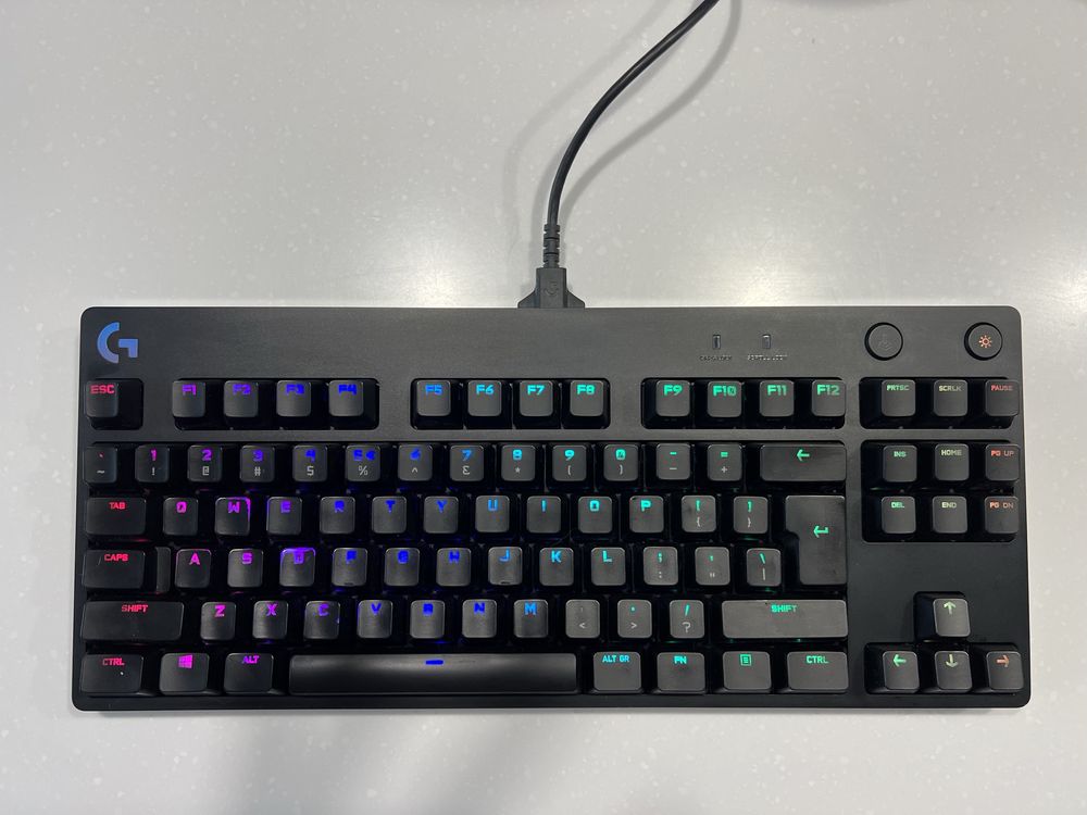 Кастом клавіатура logitech g pro (змащена і зашумлена)