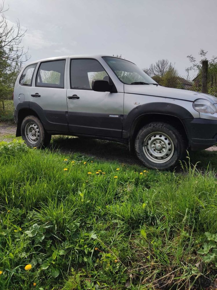 Chevrolet NIVA Bertone