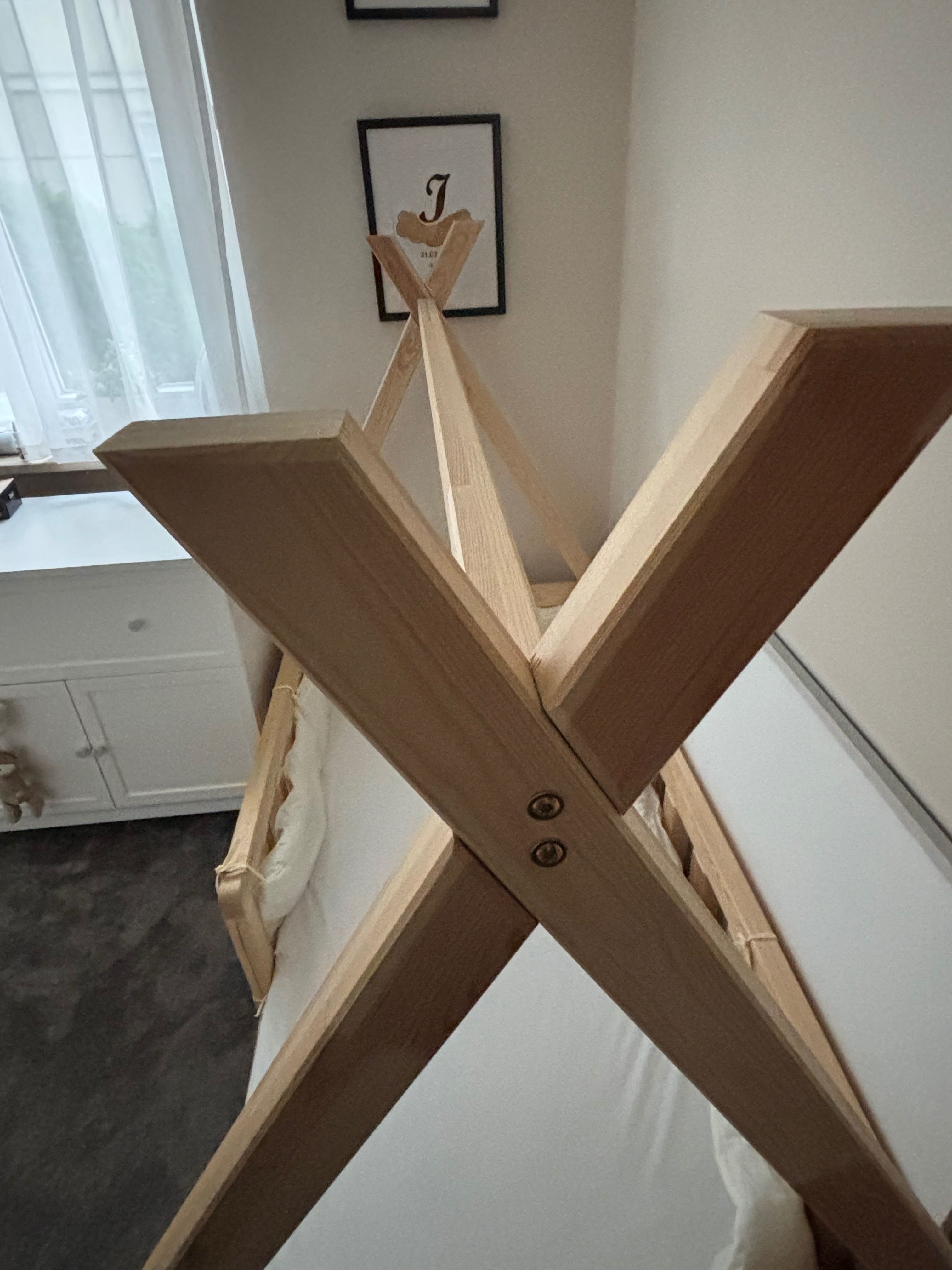 Łóżeczko domek tipi Lupilo