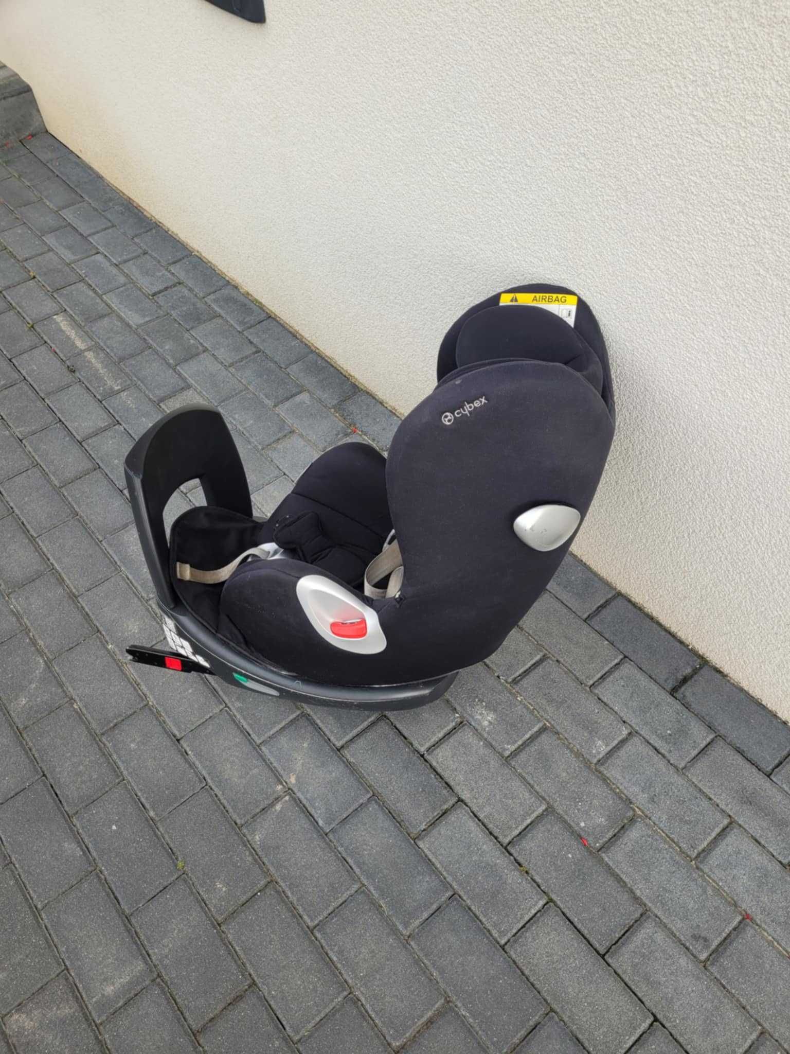 Cybex Sirona z obrotowa bazą