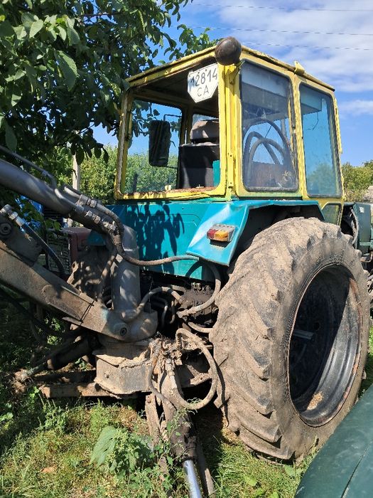 ЮМЗ 6 Ескаватор готовий до роботи