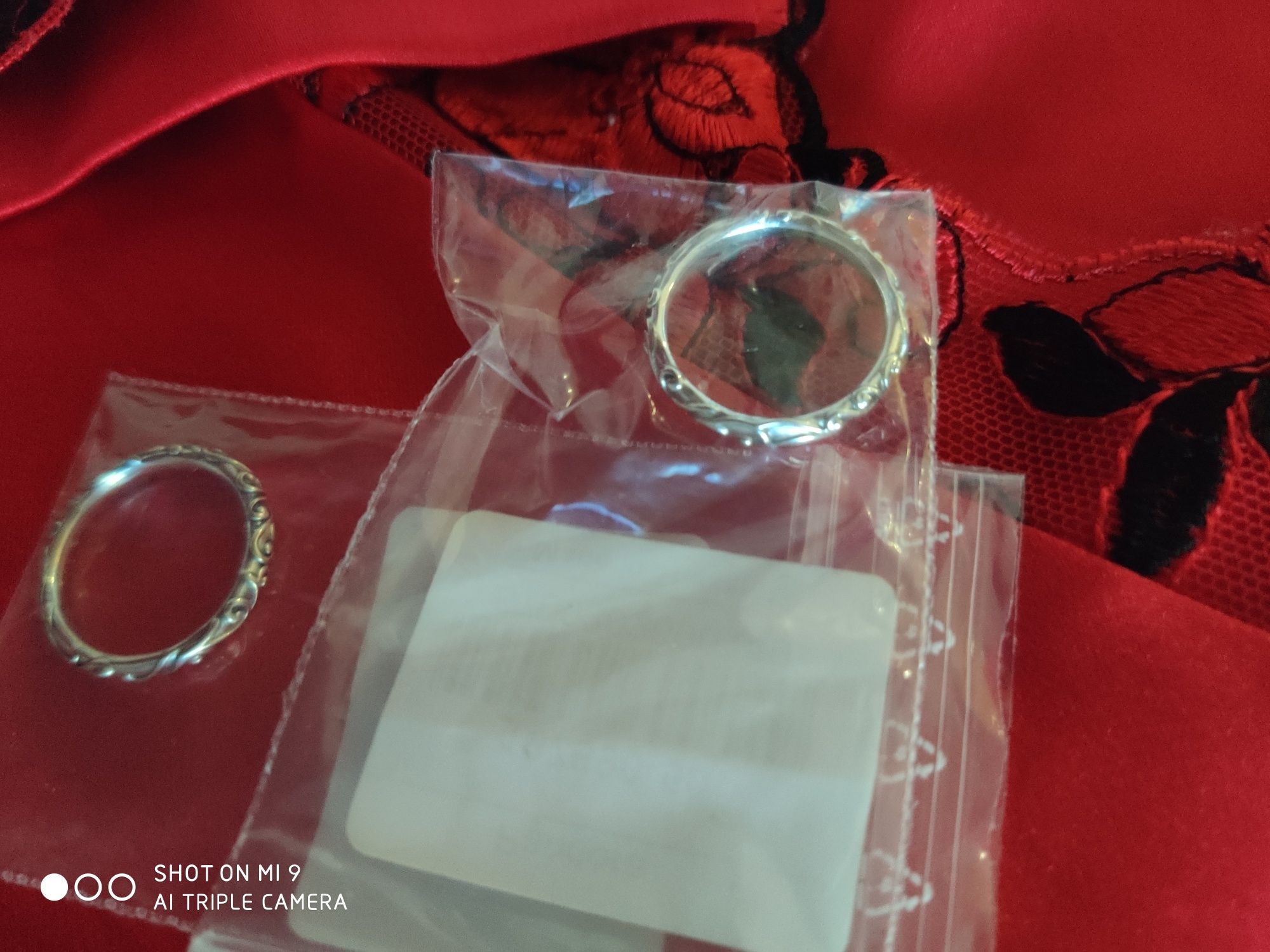 Pandora  srebrna obrączka z ornamentami