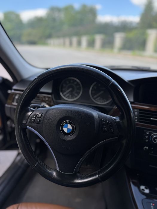 BMW e90, 3.0i, 2011p