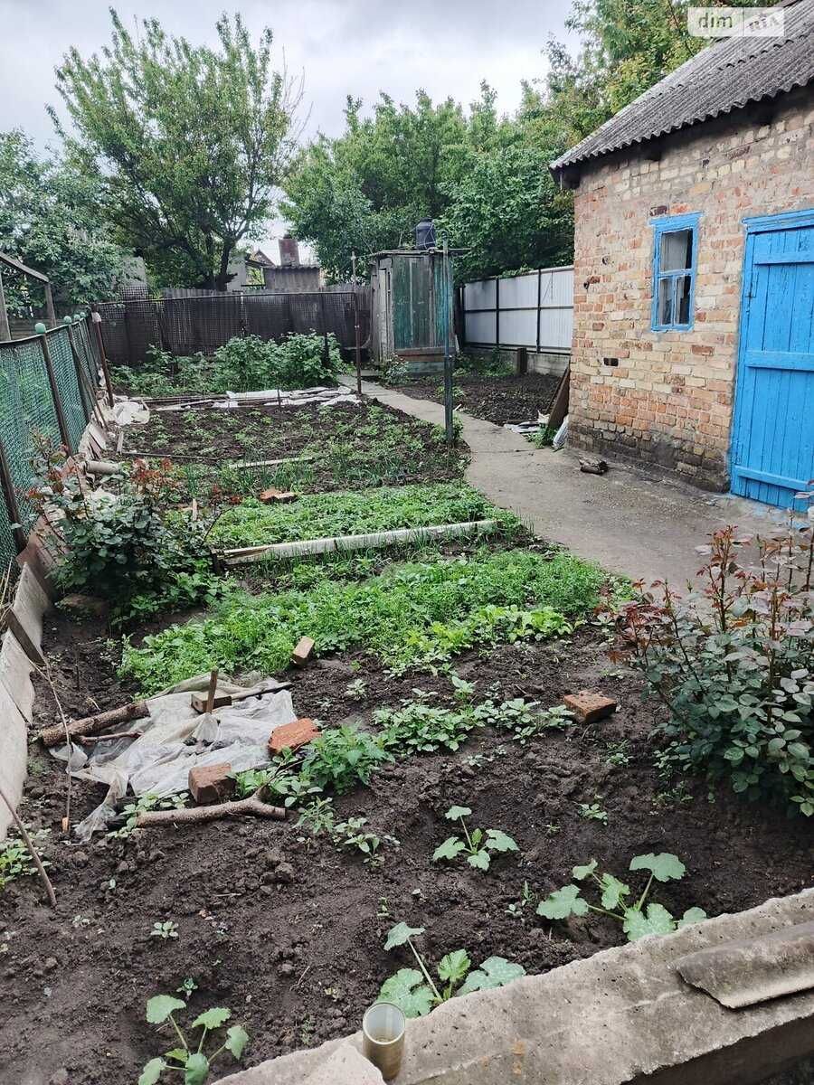 Продам пів будинку по вул. Червоної калини з окремим входом