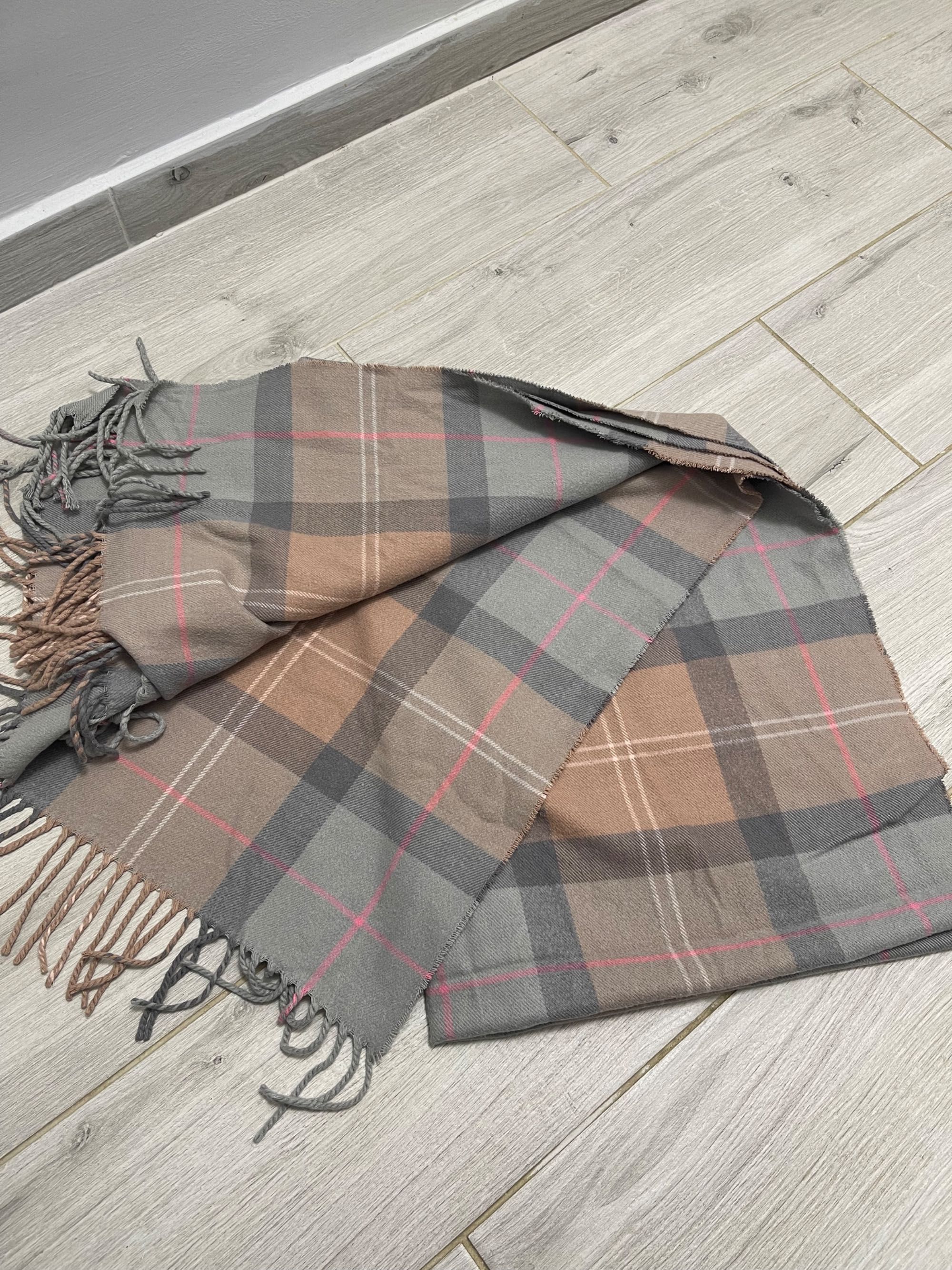 Оригинальный Женский Шарф Barbour Hailes Tartan Wrap In Taupe