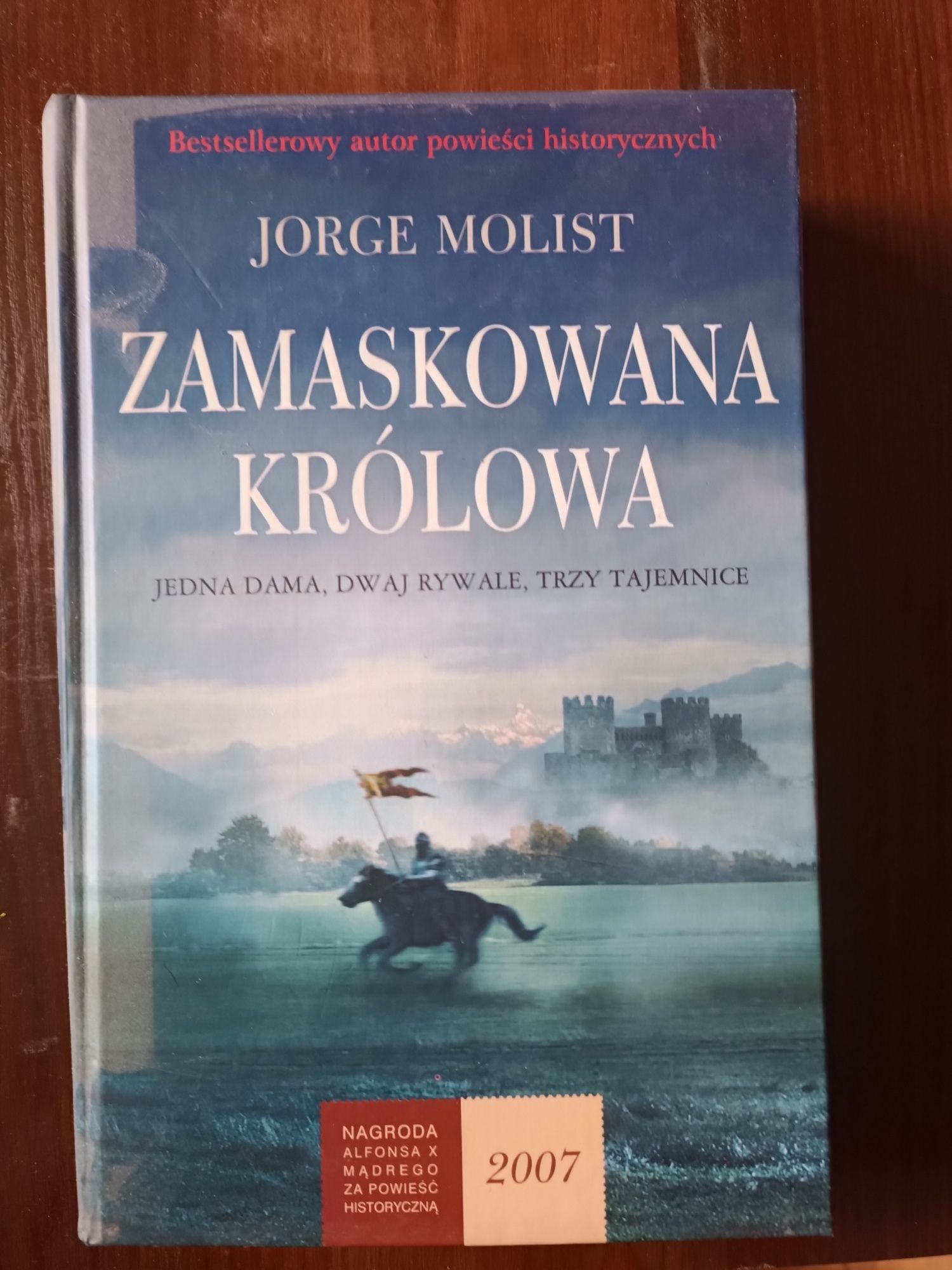 Książka zamaskowana krolowa