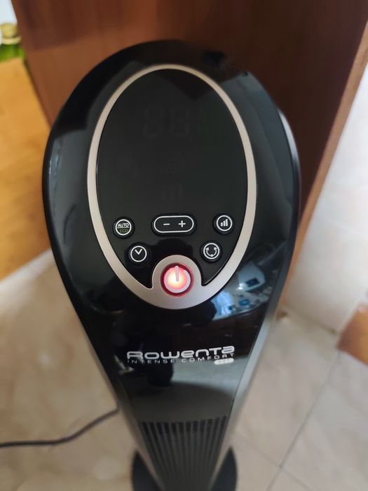 Aquecedor coluna Intence Confort hot Rowenta