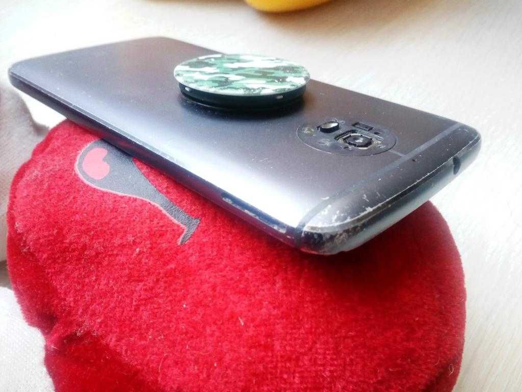 Смартфон Motorola MOTO G5s (XT1794) 3/32gb