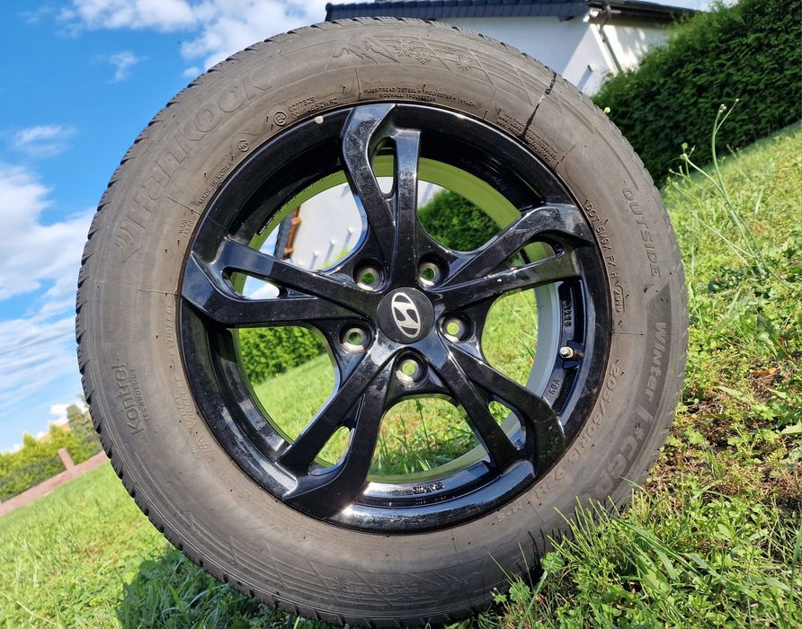 Felgi/koła Oryginalne Hyundai 5x114.3 R16 z oponami zimowymi