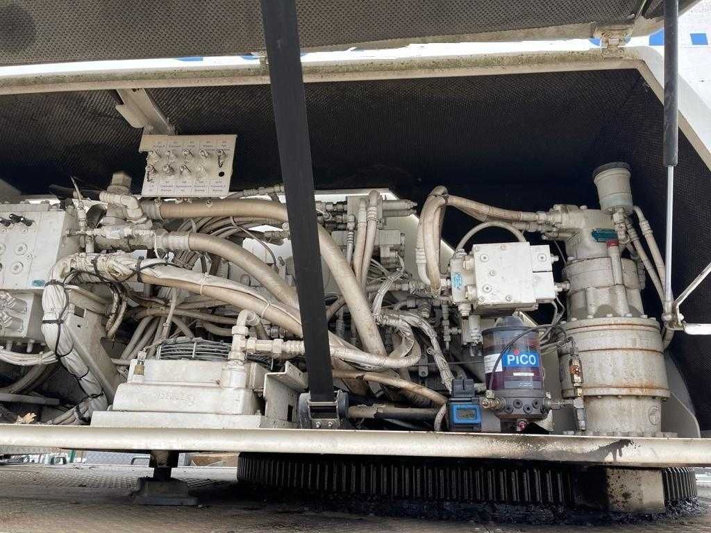 Żuraw budowlany mobilny Liebherr LTM 1055 3.1 żuraw wieżowy- DOTACJA!