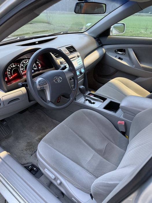 Toyota Camry 2.4 automat