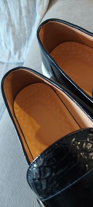 Шикарные лоферы,кеды