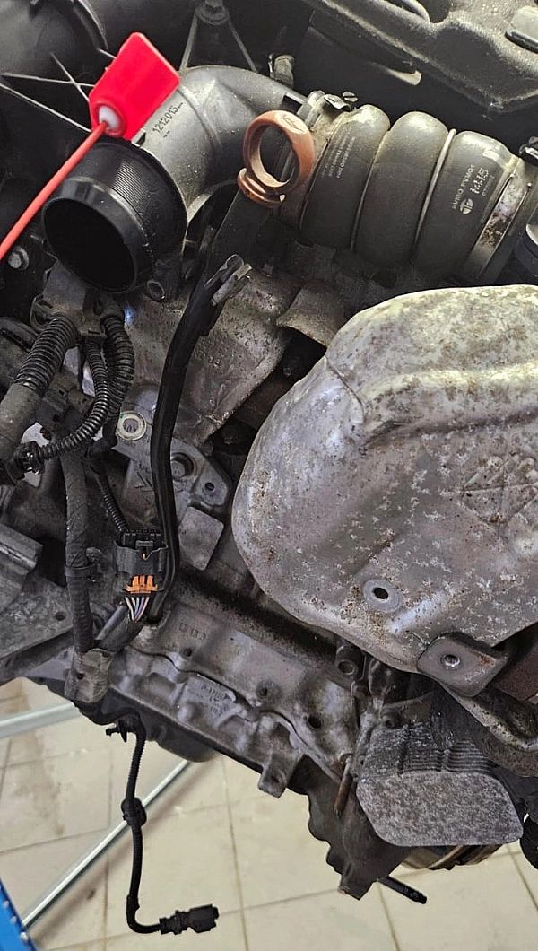 Silnik Kompletny Peugeot Citroen C4 Picasso Ii 2/1.6 E-Hdi 9H05 Siemen