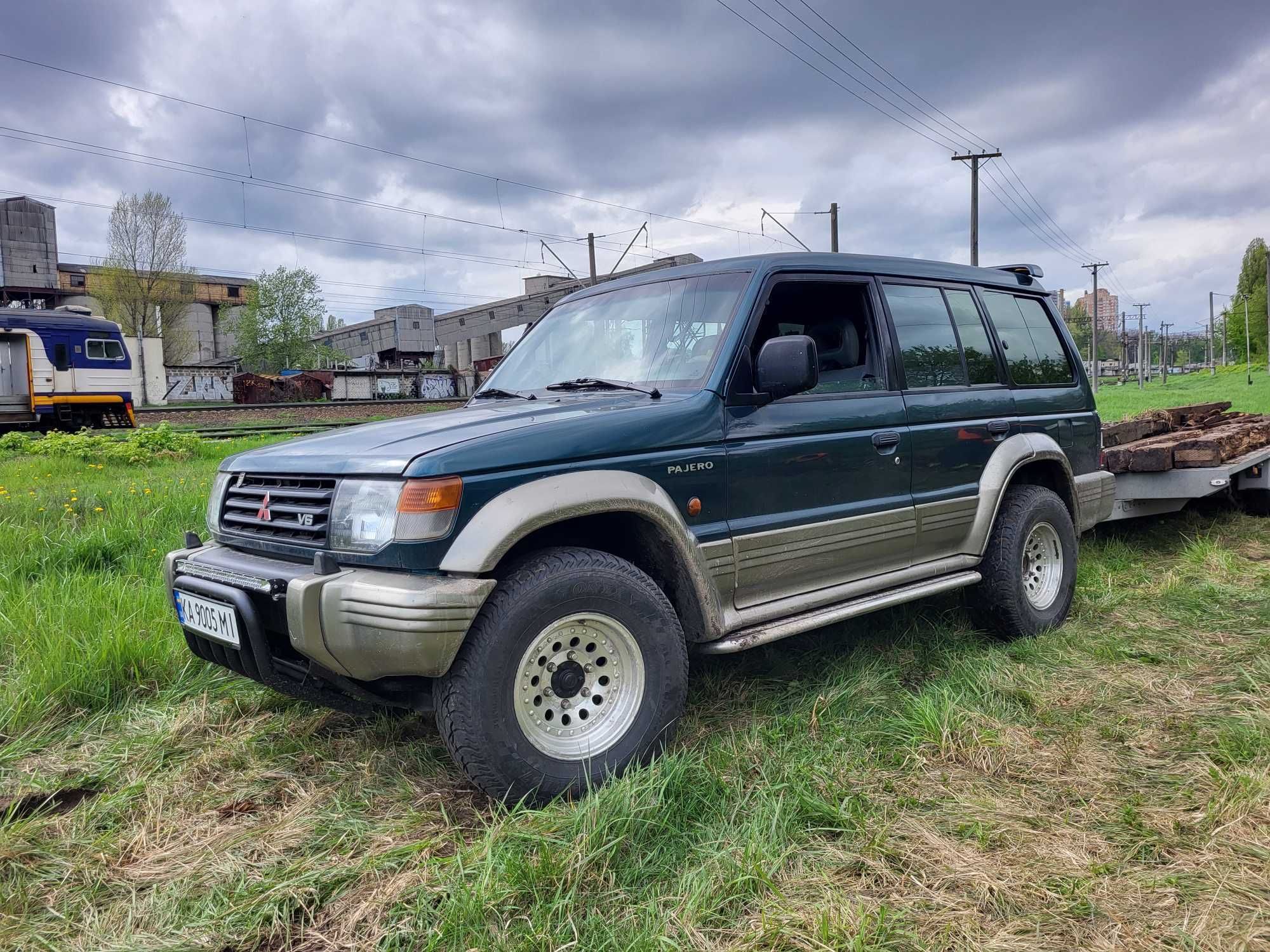 Mitsubishi Pajero 2 в отличном состоянии