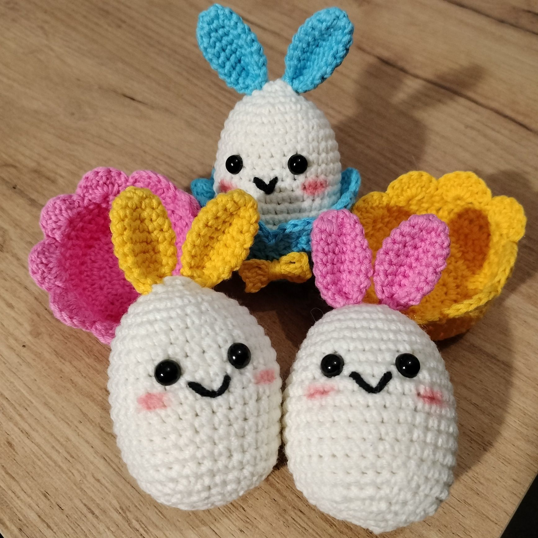 Wielkanoc pisanki jajka wielkanocne dekoracja handmade na szydełku