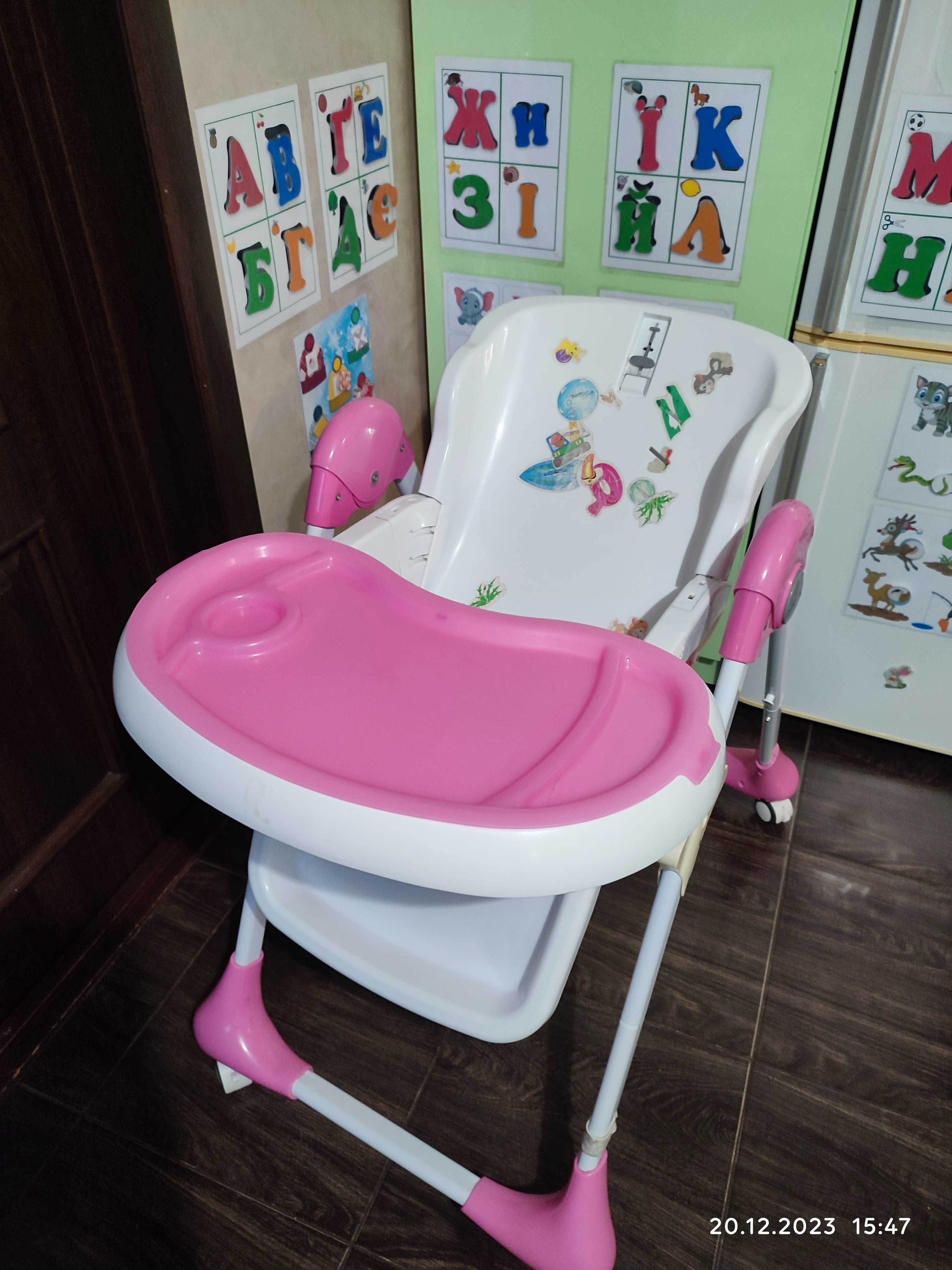 Крісло для годування малюка bambi