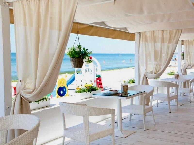 ПРОДАМ отель в Коблево со своим рестораном