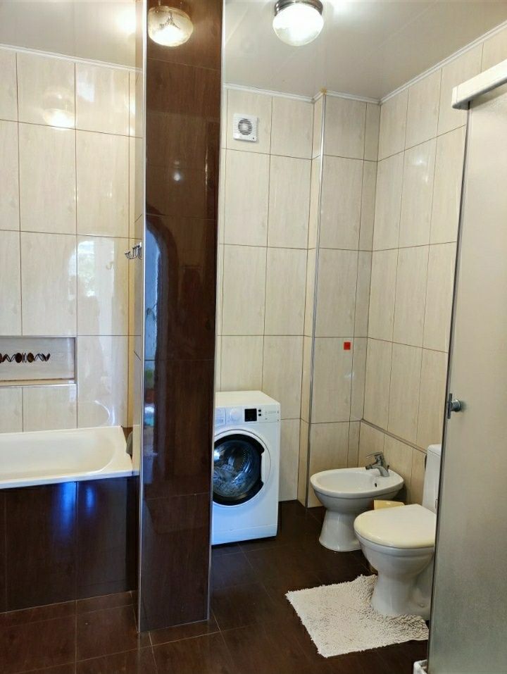 Продам 2х этажный дом Коммунарский район