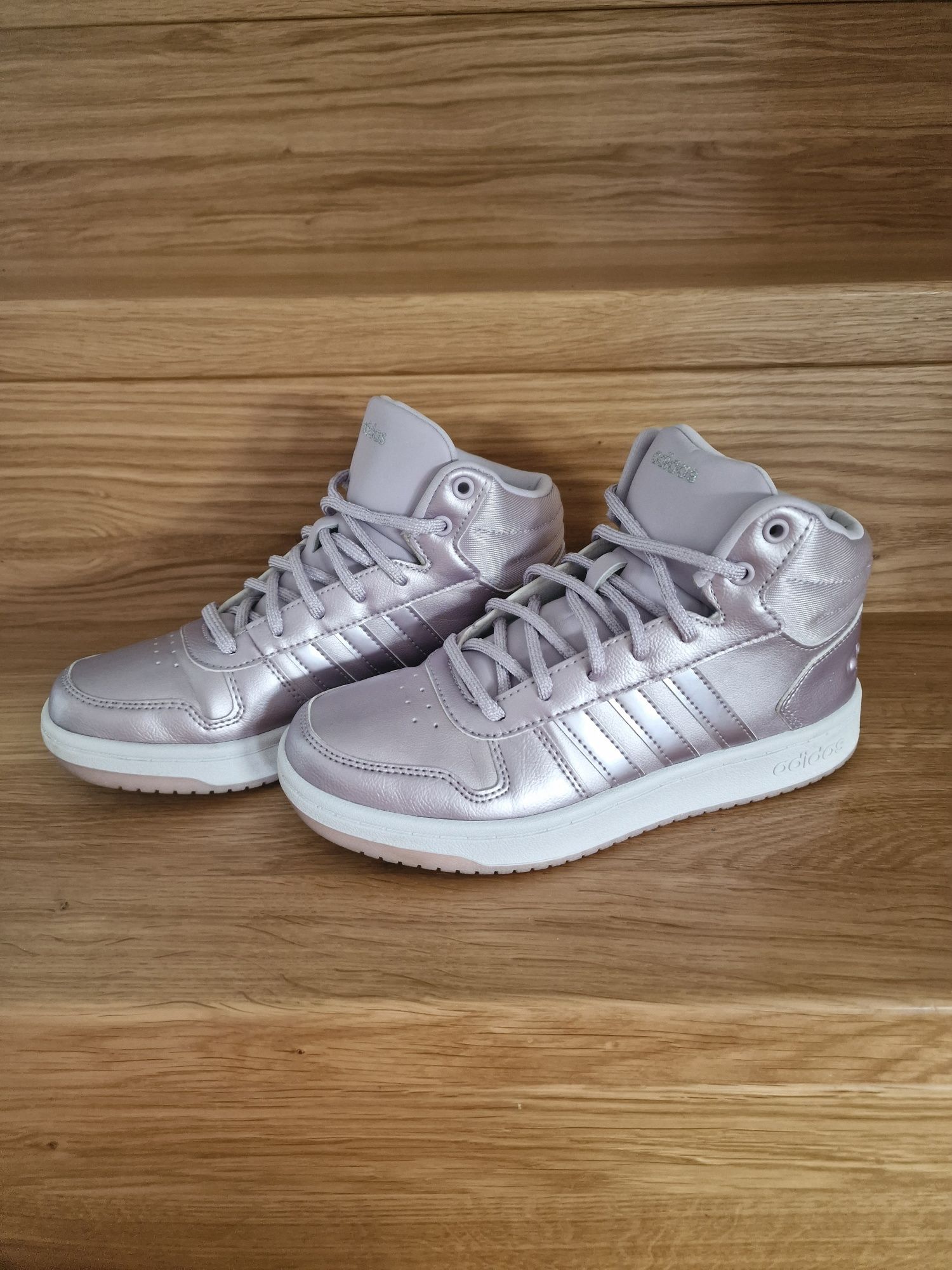 Buty Adidas HOOPS 2.0 MID EF0121