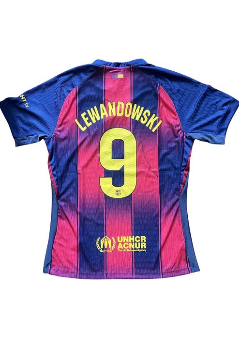 Robert Lewandowski FC Barcelona koszulka z autografem + certyfikat