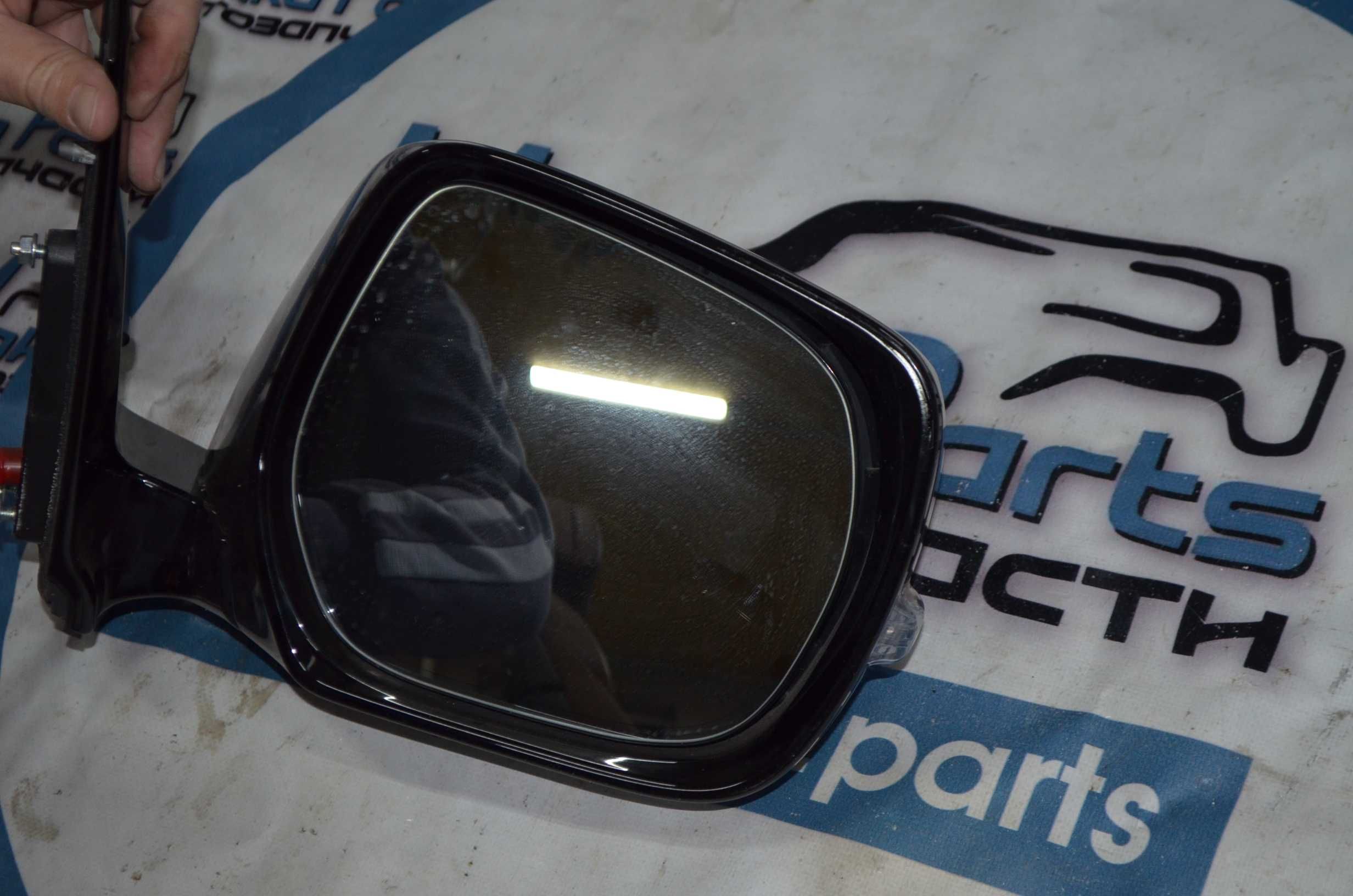 Боковое правое зеркало заднего вида Lexus LX 450D/570 87910-60R91
