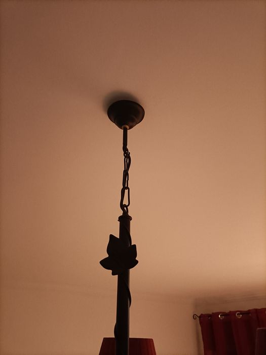 Candeeiro de teto  com abajurs