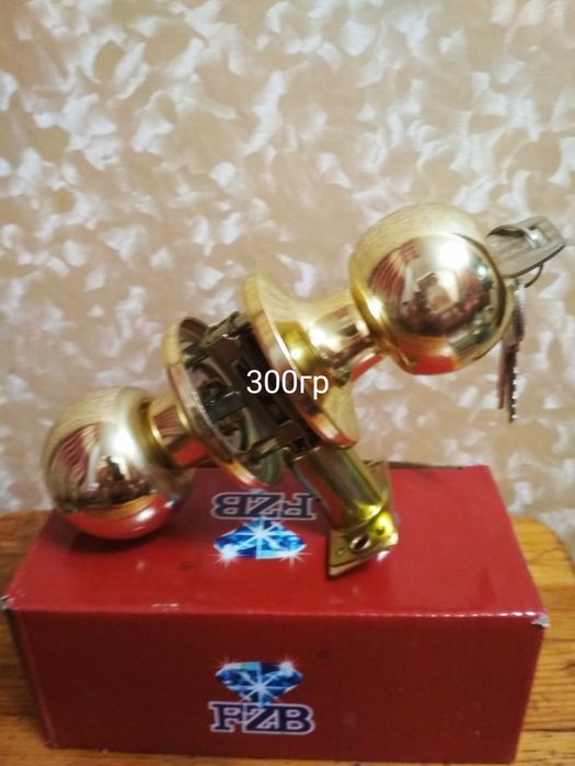 Замки для международных дверей