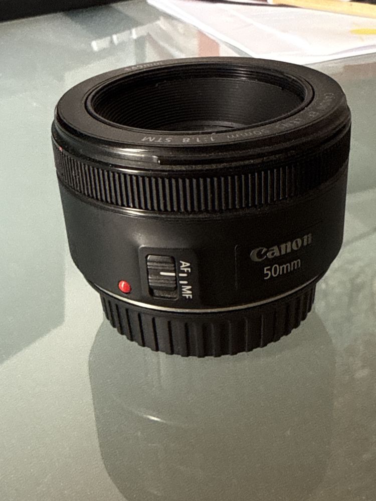 Objetiva Canon EF 50mm F1.8 STM