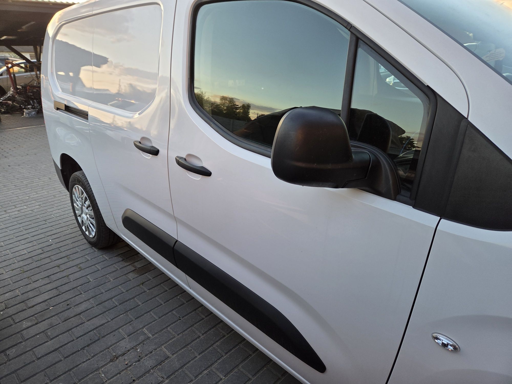 Drzwi Prawe Boczne Przesuwne Toyota Proace City Combo Berlingo