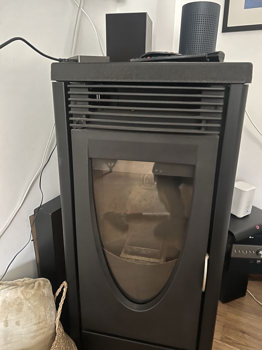 Salamandra MCZ a pelletes