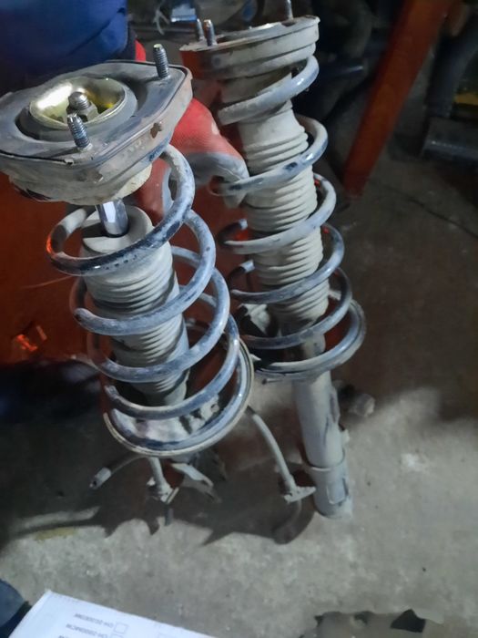 Пружини-стойки kia cerato/forte 2004-2021 в наявності