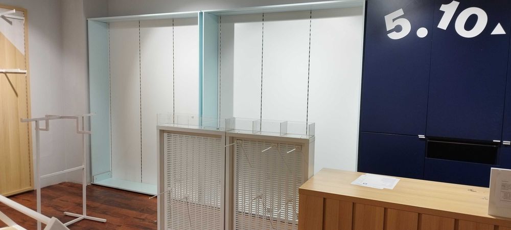 Meble po sklepie 5-10-15