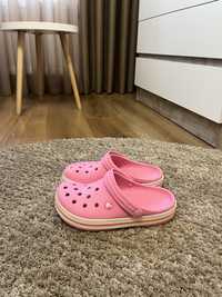 Жіночі, підліткові тапочки Crocs крокс