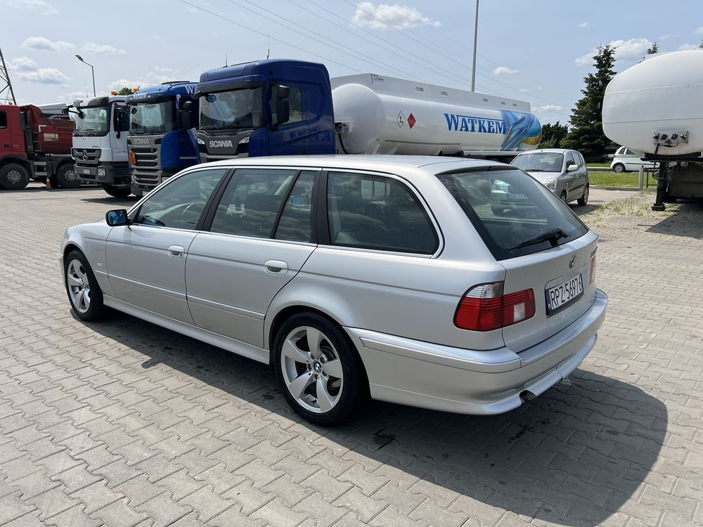 BMW e39 530d stan perfekcyjny! ZERO rdzy. Automat, hak doczepiany