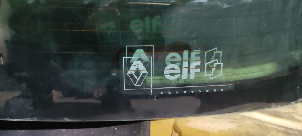 Скло ляди Рено Меган 2, Сценік 2