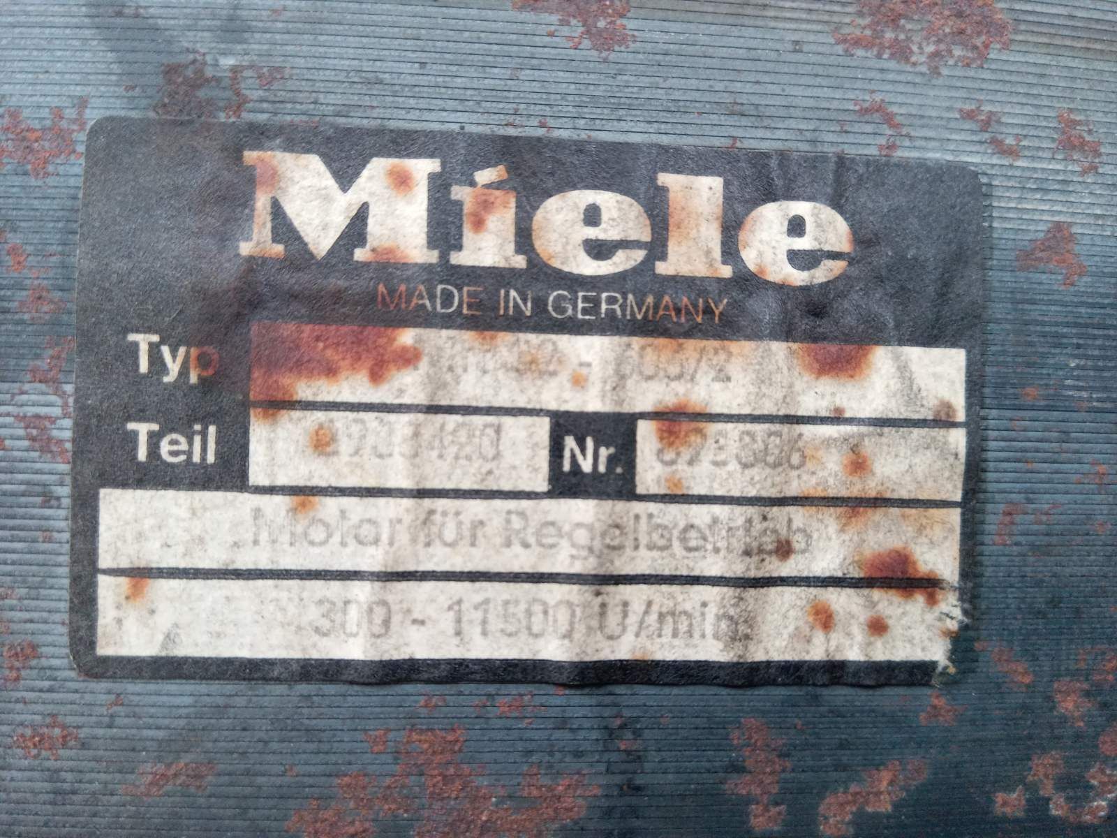 Двигатель стиралки Miele мотор двигун