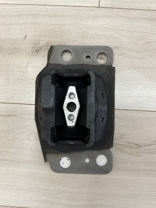 Подушка АКПП/Двигуна Ford Fusion/Lincoln MKZ