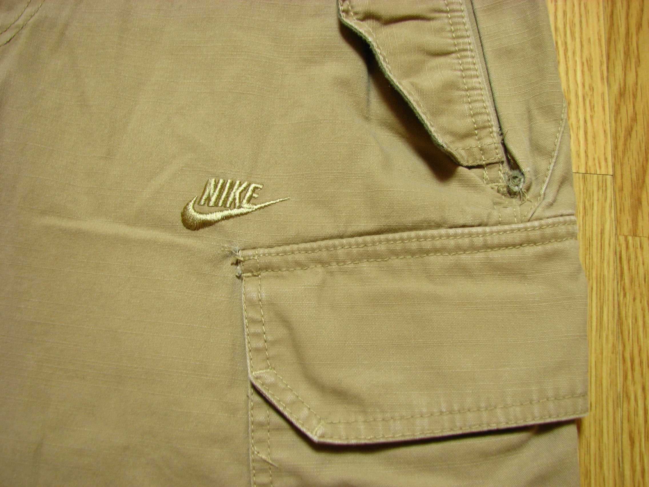 Szorty vintage cargo Nike - M-178 cm