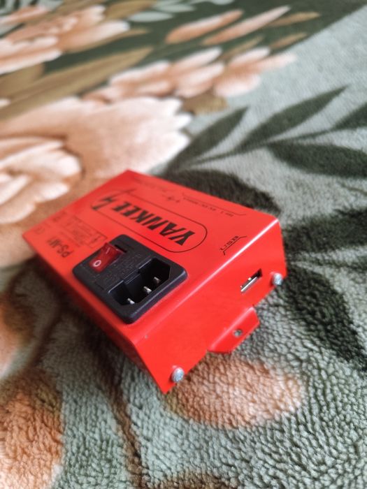 Zasilacz efektów gitarowych Yankee PS-M1 pedalboard 9v