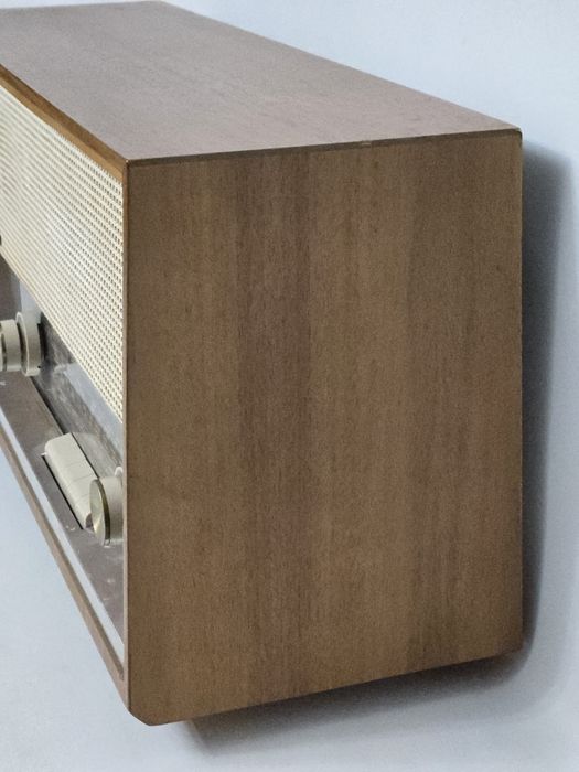 Rádio antigo reparado Neckermann