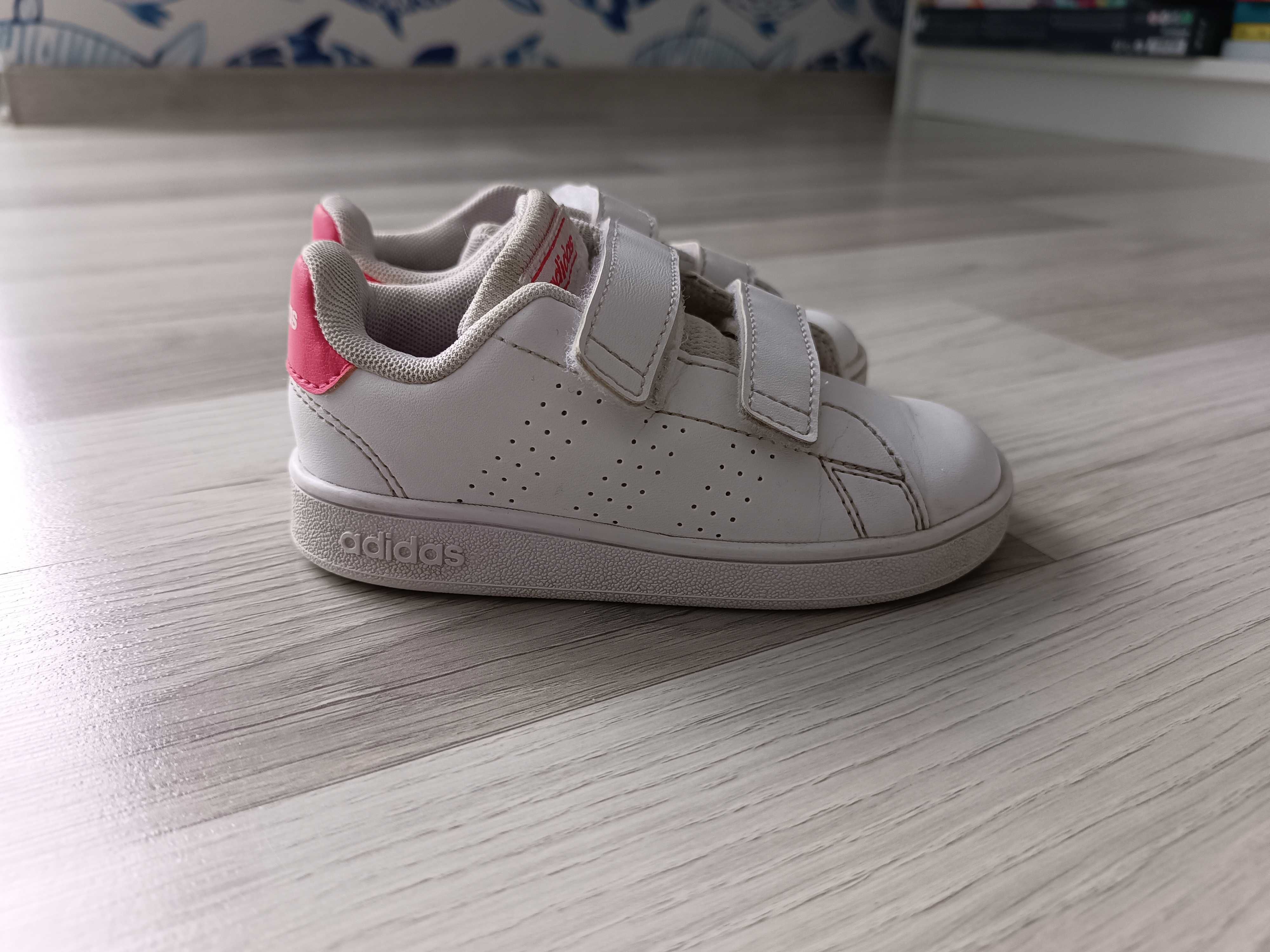 Buciki dla dziecka adidas advantage 24