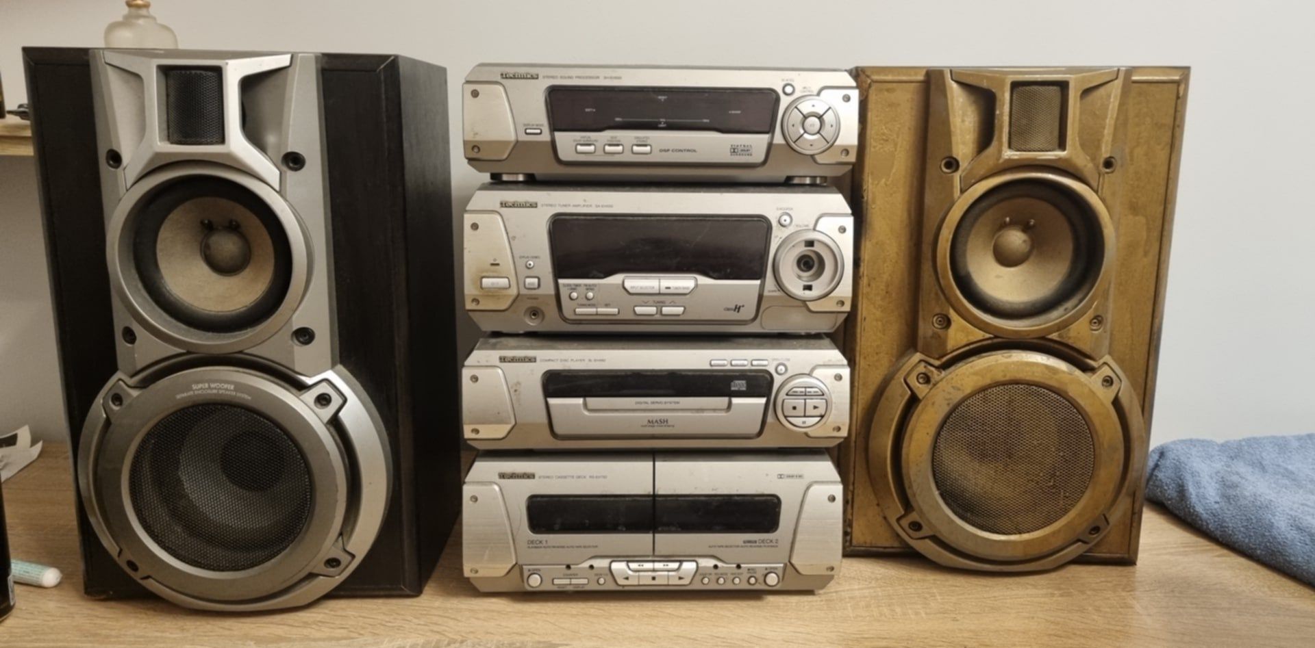 Wieża Technics SB-EH550