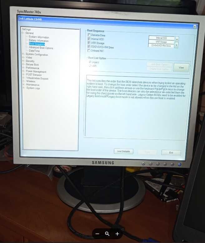 Monitor LCD SAMSUNG SyncMaster 740N jak nowy!
