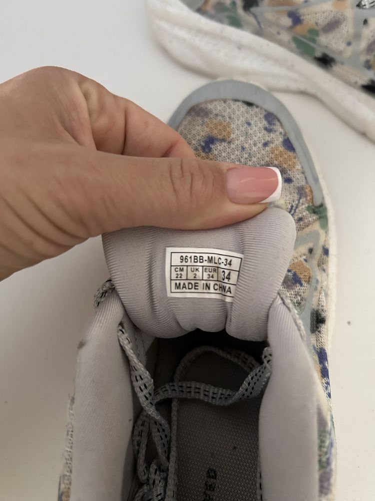 Buty Resserved 34