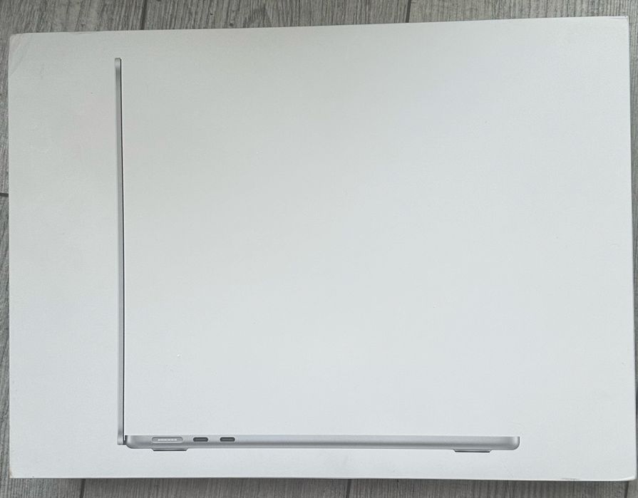 Apple MacBook Air 2024 13.6“ M3 16/256