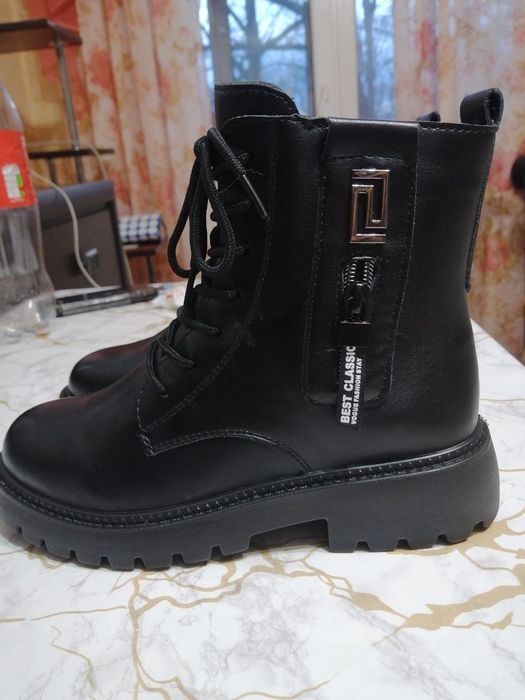 Чоботи жіночі зимові