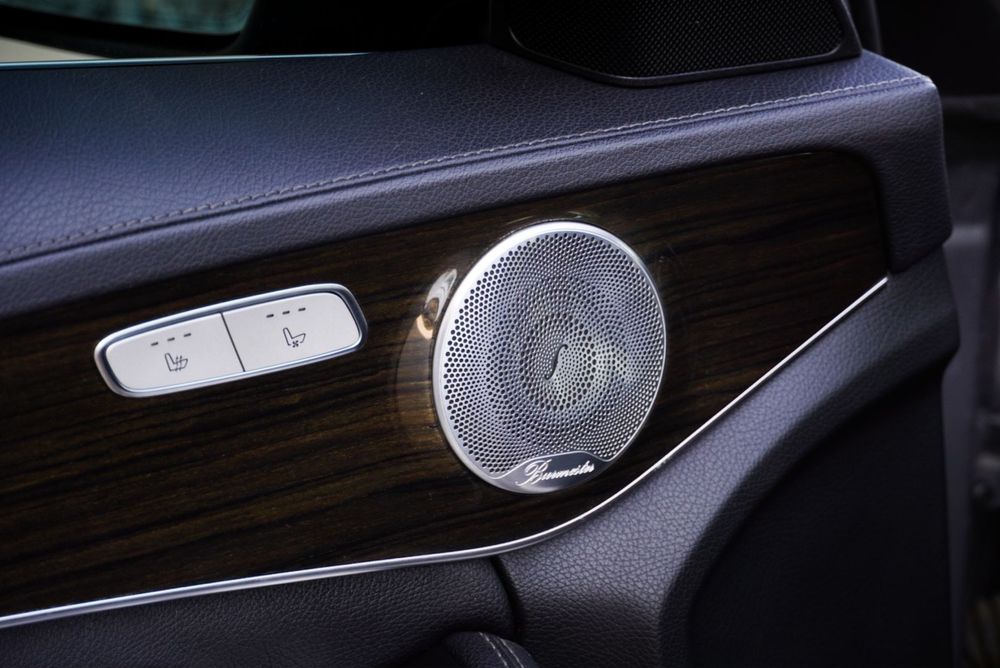 Vendo Mercedes Benz 300 h AMG